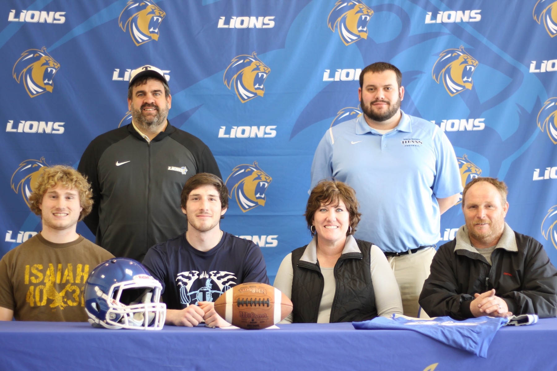 King Signs Letter of Intent for Lions Football