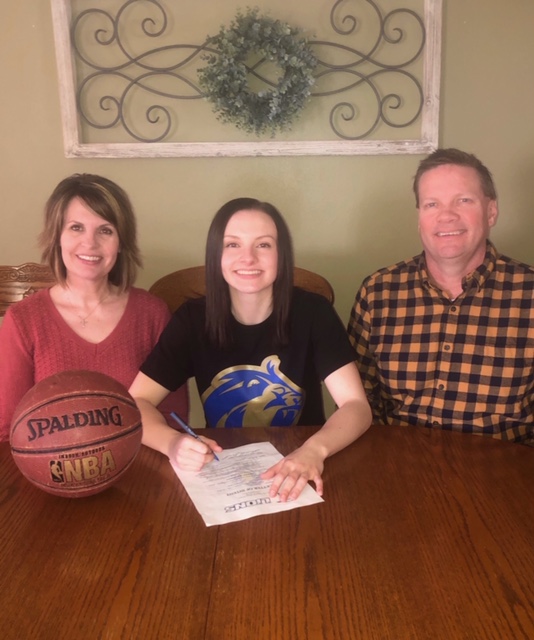 Lady Lions Basketball Signs Brenna Anderson